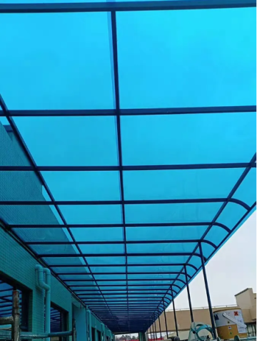 怎么选择合适的太仓雨棚材料？雨棚耐力板和阳光板的区别是什么？